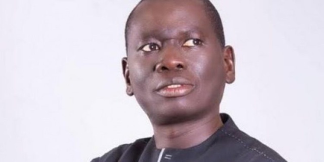 Grogne à la mairie de Kaolack : les agents municipaux en sit-in pour réclamer leurs salaires Grogne à la mairie de Kaolack : les agents municipaux en sit-in pour réclamer leurs salaires