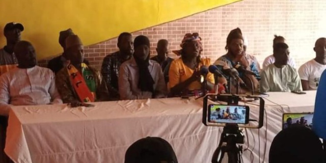 Pour exiger la libération de Cheikh Oumar Diagne : des activistes annoncent une marche ce mercredi vers la prison de Reubeuss Pour exiger la libération de Cheikh Oumar Diagne : des activistes annoncent une marche ce mercredi vers la prison de Reubeuss