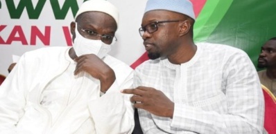 Législatives : Wallu et Yewwi ensemble face à la presse Législatives : Wallu et Yewwi ensemble face à la presse