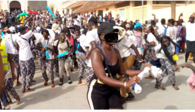 Popenguine 2022 : à la découverte des « nouveaux modes de piété » juvénile au pèlerinage marial. Popenguine 2022 : à la découverte des « nouveaux modes de piété » juvénile au pèlerinage marial.