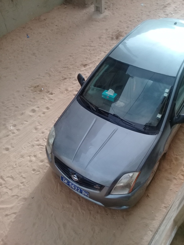 Une voiture banalisée garée devant sa maison- L'ancienne ministre, Fatou Tambedou, alerte ! Une voiture banalisée garée devant sa maison- L'ancienne ministre, Fatou Tambedou, alerte !