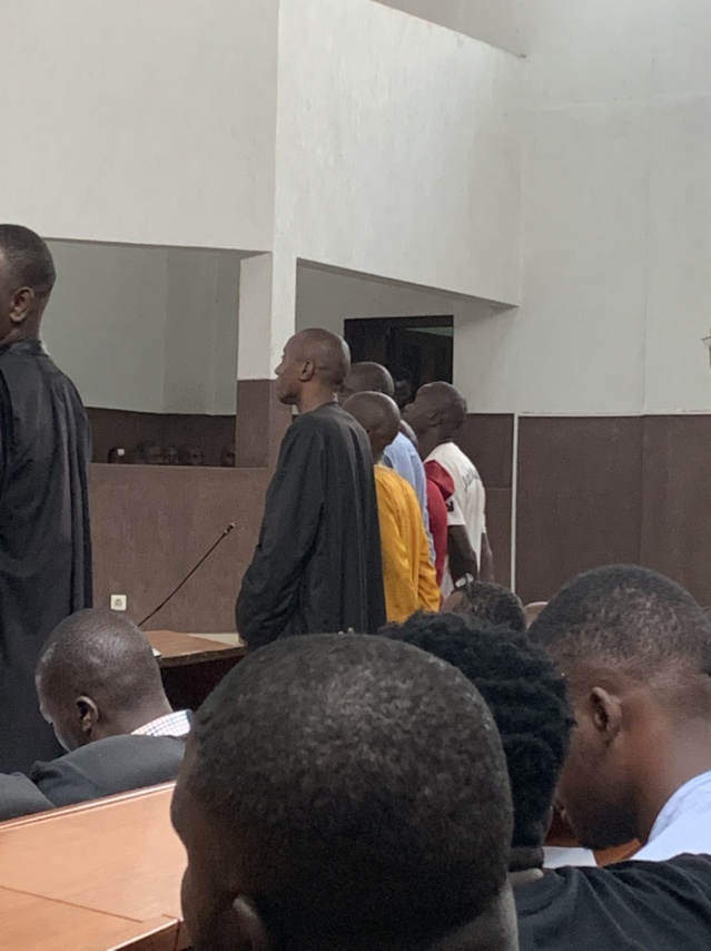 Procès Serigne Assane Mbacké : le parquet veut transférer le dossier à la Chambre, le tribunal met en délibéré jusqu'au 22 juin Procès Serigne Assane Mbacké : le parquet veut transférer le dossier à la Chambre, le tribunal met en délibéré jusqu'au 22 juin