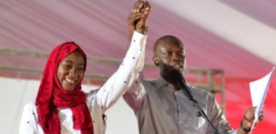 Manifestation de YAW : Ousmane Sonko évacue sa famille dans un endroit à Dakar Manifestation de YAW : Ousmane Sonko évacue sa famille dans un endroit à Dakar