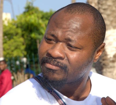 À Ziguinchor des opposants, dont Guy Marius Sagna, ont réussi leur manifestation À Ziguinchor des opposants, dont Guy Marius Sagna, ont réussi leur manifestation