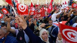 Manifestation à Tunis contre les politiques du président Saied et le projet de Constitution Manifestation à Tunis contre les politiques du président Saied et le projet de Constitution