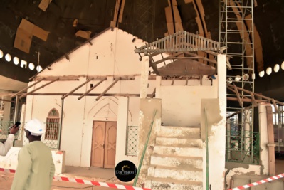 (Image) :Le directeur général de la SN HLM, Coordonnateur de la coalition benno bokk yakaar et de Tivaouane et de l'APR, Président de TBF (Tivaouane Ba Faaw) Mamadou Diagne SY MBENGUE avec Monsieur le Président de la République Macky SALL à Tivaouane (Image) :Le directeur général de la SN HLM, Coordonnateur de la coalition benno bokk yakaar et de Tivaouane et de l'APR, Président de TBF (Tivaouane Ba Faaw) Mamadou Diagne SY MBENGUE avec Monsieur le Président de la République Macky SALL à Tivaouane