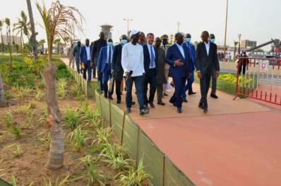 Corniche de Dakar : Macky Sall demande le respect des délais et réaffirme sa volonté d'offrir aux dakarois un parc forestier urbain moderne.