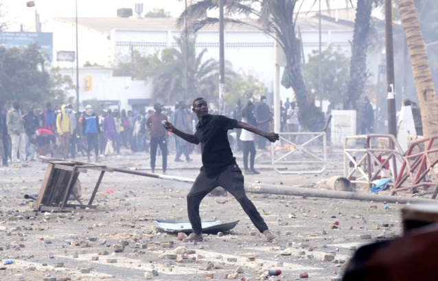 Interdiction des manifestations au Sénégal : L’ONU s’inquiète et rappelle aux autorités le droit de manifester Interdiction des manifestations au Sénégal : L’ONU s’inquiète et rappelle aux autorités le droit de manifester