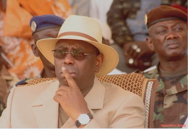 Troisième mandat au SÉNÉGAL – Un dilemme " mackyien " ? Troisième mandat au SÉNÉGAL – Un dilemme " mackyien " ?