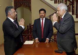 Sri Lanka : après la démission du président, le Premier ministre prend l'intérim