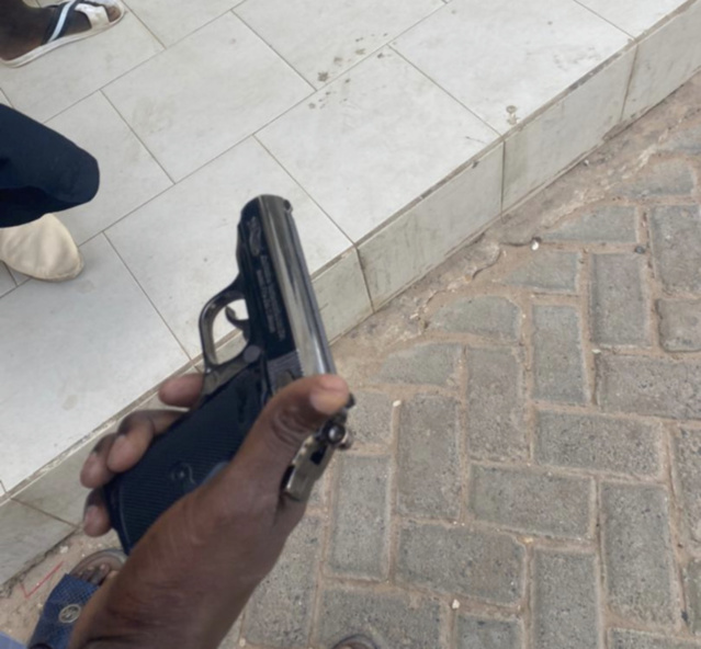 Diaroumé (Sédhiou) : Attaqué par des jeunes, un émigré ouvre le feu et fait deux blessés