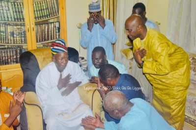 Législatives à Kaolack : Pape Diop reçu par les khalifes de Médina Baye et de Léona Niassène. Législatives à Kaolack : Pape Diop reçu par les khalifes de Médina Baye et de Léona Niassène.