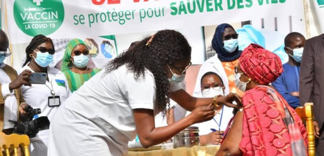 COVID-19 : Seuls 11% des Sénégalais complètement vaccinés