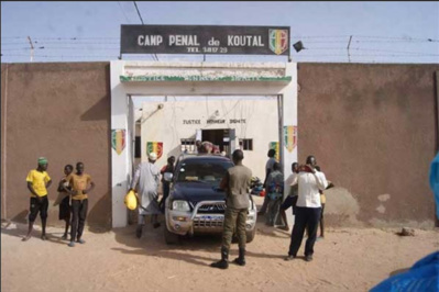 Dégâts collatéraux de la grève de la faim illimitée au camp pénal de Koutal : des détenus aux longues peines transférés dans des MAC. Dégâts collatéraux de la grève de la faim illimitée au camp pénal de Koutal : des détenus aux longues peines transférés dans des MAC.
