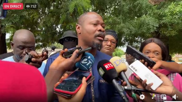 Guy Marius après son vote : « Il nous revient des infos selon lesquelles il y a des voitures… » Guy Marius après son vote : « Il nous revient des infos selon lesquelles il y a des voitures… »