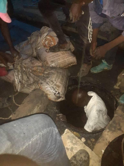 Inondations: Les images incroyables des égouts sabotés avec du... Inondations: Les images incroyables des égouts sabotés avec du...
