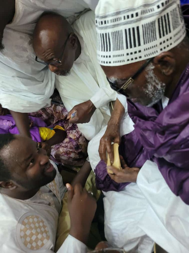 Le célèbre Cheikh Gadiaga béni par le khalif, Serigne Mountakha Bachir Mbacké