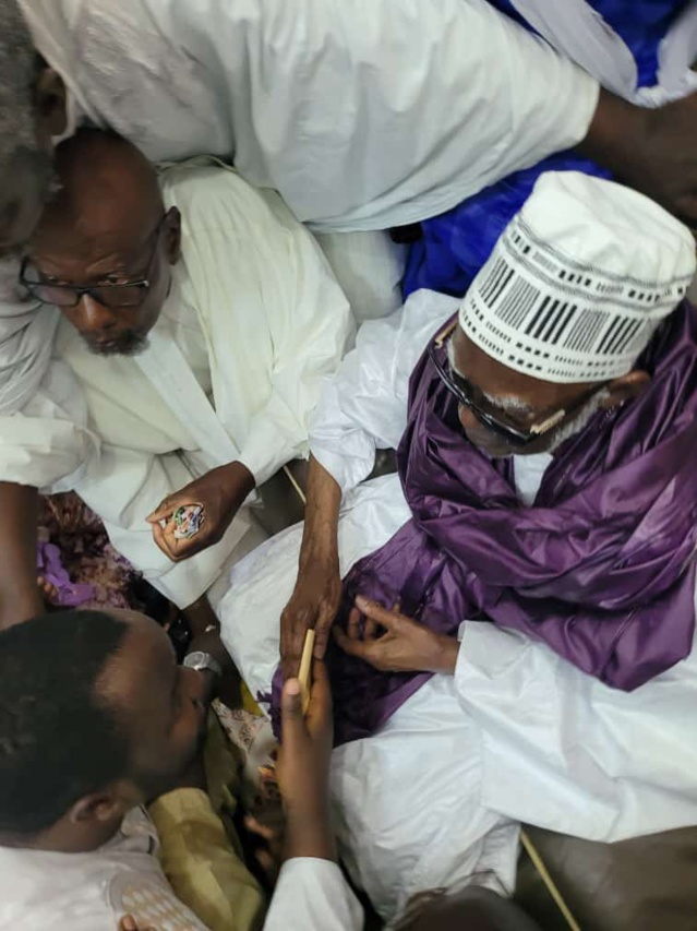 Le célèbre Cheikh Gadiaga béni par le khalif, Serigne Mountakha Bachir Mbacké