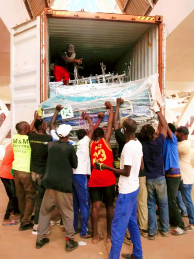 Après avoir offert du matériel médical à Touba, Gabrielle Kane reçoit les prières du Khalif Serigne Mountakha Bachir Mbacké Après avoir offert du matériel médical à Touba, Gabrielle Kane reçoit les prières du Khalif Serigne Mountakha Bachir Mbacké