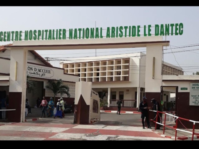 Hôpital Le Dantec: Le bloc opératoire envahi par les eaux, alors que..