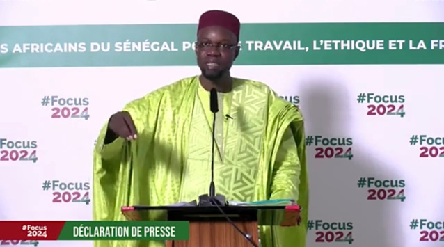 Ousmane Sonko réaffirme la position de Pastef dans Yewwi, appelle les militants à quitter les claviers et à descendre sur le terrain : « Une nouvelle page est ouverte! » Ousmane Sonko réaffirme la position de Pastef dans Yewwi, appelle les militants à quitter les claviers et à descendre sur le terrain : « Une nouvelle page est ouverte! »