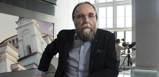 Qui est Alexandre Douguine, le « cerveau de Poutine », potentielle cible de l’attentat qui a tué sa fille ?