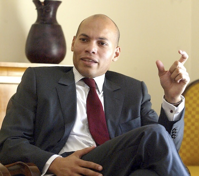 Animation des bases et préparation du « retour » de Wade-fils : Le coup de fil de Karim aux membres du PDS… Animation des bases et préparation du « retour » de Wade-fils : Le coup de fil de Karim aux membres du PDS…