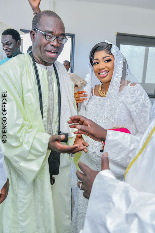 Quand Moustapha Fall, neveu de feu "Tilala", réunit toute la République pour le baptême de sa fille aînée Quand Moustapha Fall, neveu de feu "Tilala", réunit toute la République pour le baptême de sa fille aînée