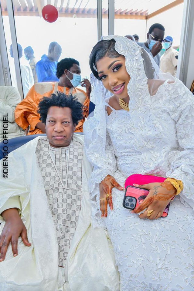 Quand Moustapha Fall, neveu de feu "Tilala", réunit toute la République pour le baptême de sa fille aînée Quand Moustapha Fall, neveu de feu "Tilala", réunit toute la République pour le baptême de sa fille aînée