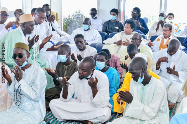 Suite des images du baptême de la fille aînée de Moustapha Fall Tilala