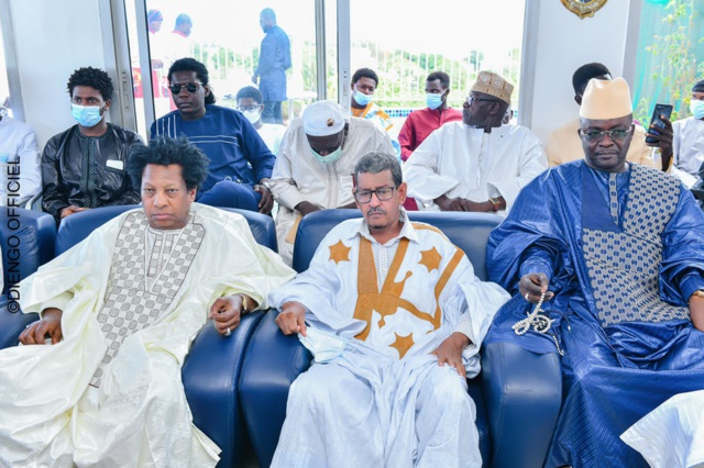 Suite des images du baptême de la fille aînée de Moustapha Fall Tilala Suite des images du baptême de la fille aînée de Moustapha Fall Tilala