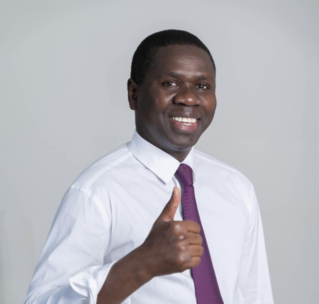 14 ème législature : La coalition Bby va proposer El Hadj Oumar Youm comme président de son groupe parlementaire. 14 ème législature : La coalition Bby va proposer El Hadj Oumar Youm comme président de son groupe parlementaire.