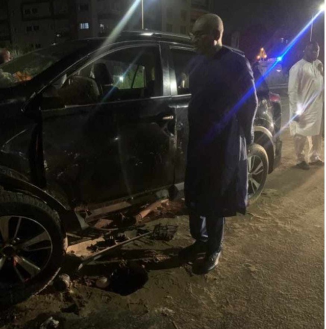 Dévasté d’apprendre la soudaine disparition de son ami et CTCOM (Soro Diop), le ministre Sidiki Kaba inconsolable Dévasté d’apprendre la soudaine disparition de son ami et CTCOM (Soro Diop), le ministre Sidiki Kaba inconsolable