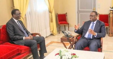 Lutte contre la vie chère : Rencontre décisive autour du Pr Macky Sall, Amadou Ba et Abdou Karim Fofana Lutte contre la vie chère : Rencontre décisive autour du Pr Macky Sall, Amadou Ba et Abdou Karim Fofana