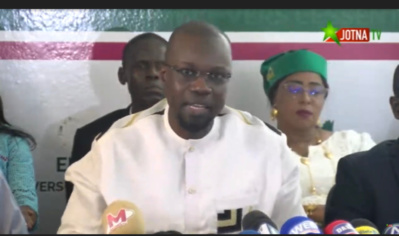 Ousmane Sonko sur le nouveau gouvernement : « Ce n’est pas un escadron de bras cassés qui va combattre l’opposition. Le vrai gouvernement de combat de Macky Sall, c’est… » Ousmane Sonko sur le nouveau gouvernement : « Ce n’est pas un escadron de bras cassés qui va combattre l’opposition. Le vrai gouvernement de combat de Macky Sall, c’est… »