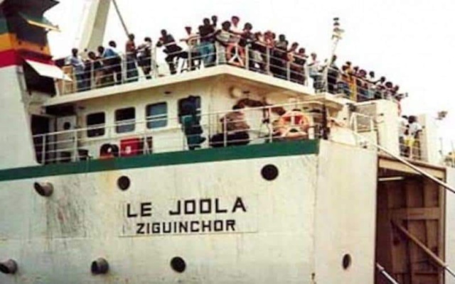 A ZIGUINCHOR, AUTORITÉS ET FAMILLES DES VICTIMES SE SOUVIENNENT DU NAUFRAGE DU BATEAU ‘’LE JOOLA’’ A ZIGUINCHOR, AUTORITÉS ET FAMILLES DES VICTIMES SE SOUVIENNENT DU NAUFRAGE DU BATEAU ‘’LE JOOLA’’