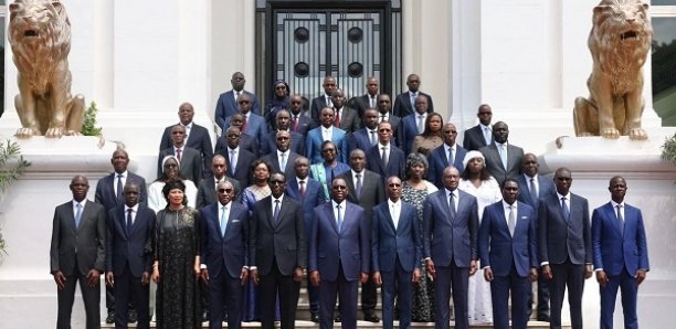 Conseil des ministres : Le gouvernement Amadou Ba prend la pose Conseil des ministres : Le gouvernement Amadou Ba prend la pose