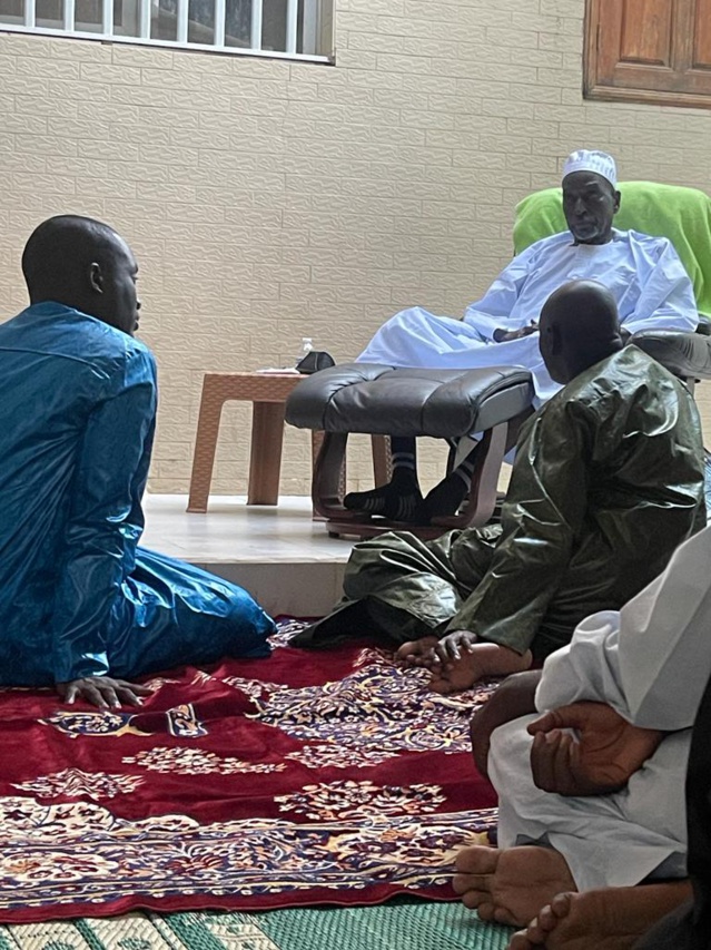 Le ministre de l’Agriculture, du développement rural et de la sécurité alimentaire, Aly Ngouille, reçu par Serigne Cheikh Saliou Mbacké
