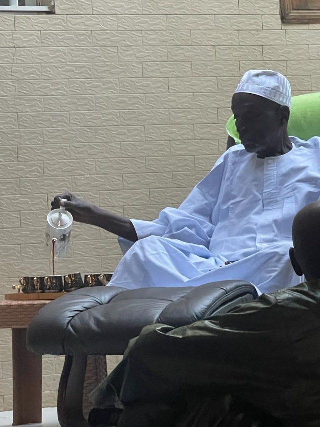Le ministre de l’Agriculture, du développement rural et de la sécurité alimentaire, Aly Ngouille, reçu par Serigne Cheikh Saliou Mbacké