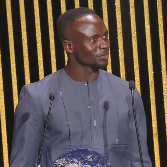 Foot – Récompensé pour ses œuvres caritatives : Sadio Mané, Ballon du cœur Foot – Récompensé pour ses œuvres caritatives : Sadio Mané, Ballon du cœur