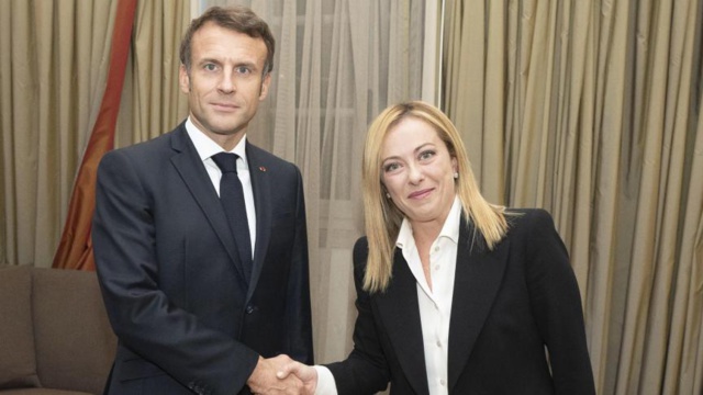 A Rome, Macron premier dirigeant étranger à rencontrer Meloni