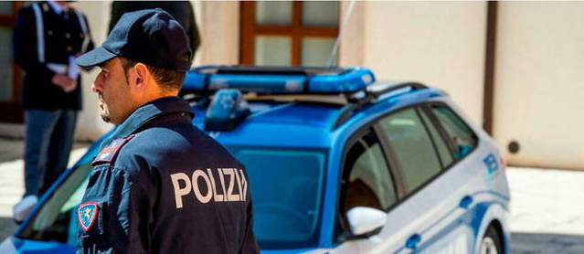 Attaque au couteau près de Milan : un mort et plusieurs blessés Attaque au couteau près de Milan : un mort et plusieurs blessés