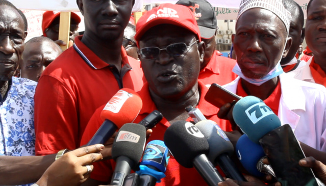 3e plan d'actions de l'ASAS AND GUEUSSEUM : Les agents de santé invité à retenir les informations sanitaires et sociales. 3e plan d'actions de l'ASAS AND GUEUSSEUM : Les agents de santé invité à retenir les informations sanitaires et sociales.