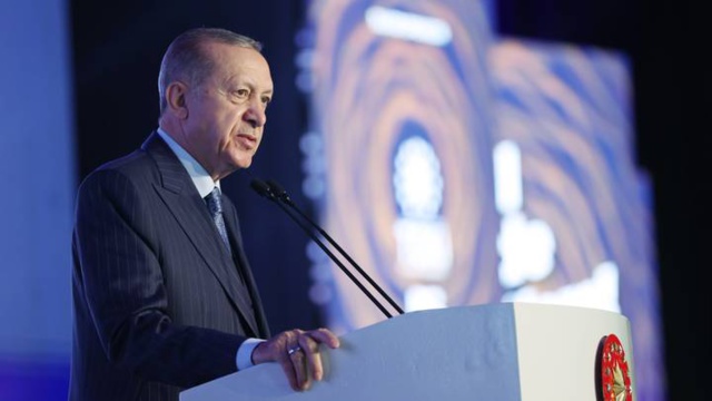  Erdogan: la Turquie et la Russie vont "livrer gratuitement" des céréales en Afrique