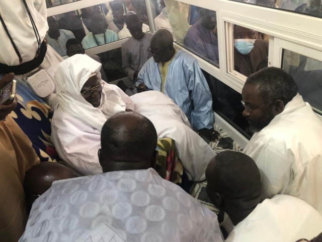 LOUGA - Institut Supérieur / Le directeur saoudien exclut 09 professeurs Sénégalais - Le Khalife des Mourides joue les bons offices LOUGA - Institut Supérieur / Le directeur saoudien exclut 09 professeurs Sénégalais - Le Khalife des Mourides joue les bons offices