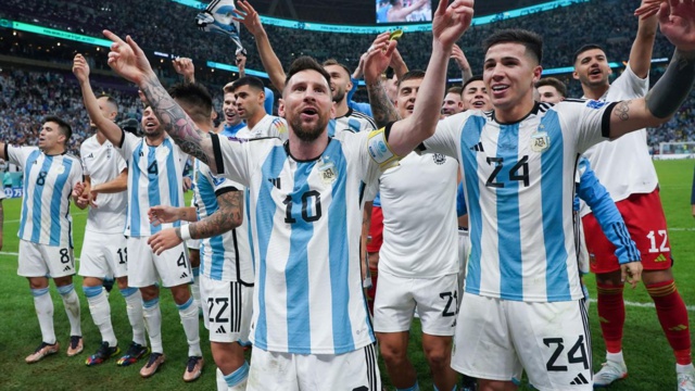 COUPE DU MONDE QATAR 2022 | L'ARGENTINE ÉCARTE LES PAYS-BAS AUX TIRS AU BUT (2-2, 4-3 T.A.B) ET REJOINT LA CROATIE COUPE DU MONDE QATAR 2022 | L'ARGENTINE ÉCARTE LES PAYS-BAS AUX TIRS AU BUT (2-2, 4-3 T.A.B) ET REJOINT LA CROATIE