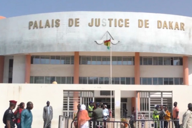 Tribunal de Dakar : Les députés Massata Samb et Mamadou Niang auditionnés par la Brigade des affaires générales (BAG) sur leur plainte déposée contre Amy Ndiaye Gniby