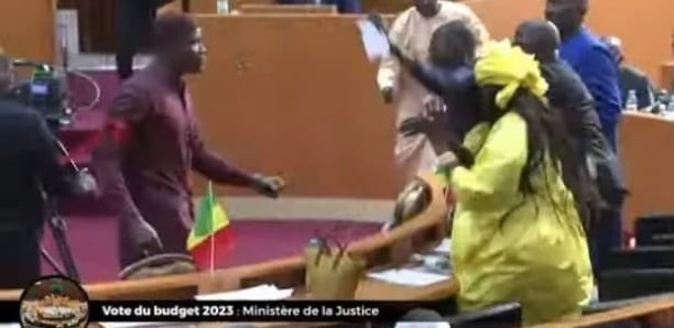Affaire Amy Ndiaye Gniby: La famille de Massata Samb exige sa libération Affaire Amy Ndiaye Gniby: La famille de Massata Samb exige sa libération