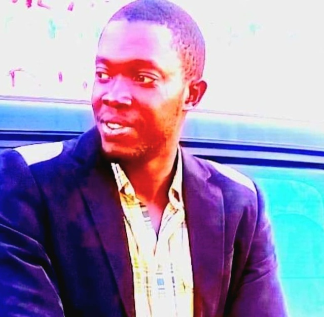 Rapport de la cour des comptes: Tous les épinglés doivent démissionner pour mettre le Président à laise et permettre à la justice de faire son travail(Malick Guisse) Rapport de la cour des comptes: Tous les épinglés doivent démissionner pour mettre le Président à laise et permettre à la justice de faire son travail(Malick Guisse)