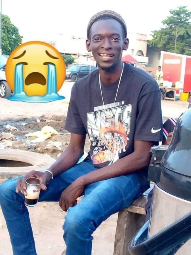 Collision mortelle à Kaffrine- Voici les images de quelques victimes décédées et leurs accessoires (téléphones portables)...